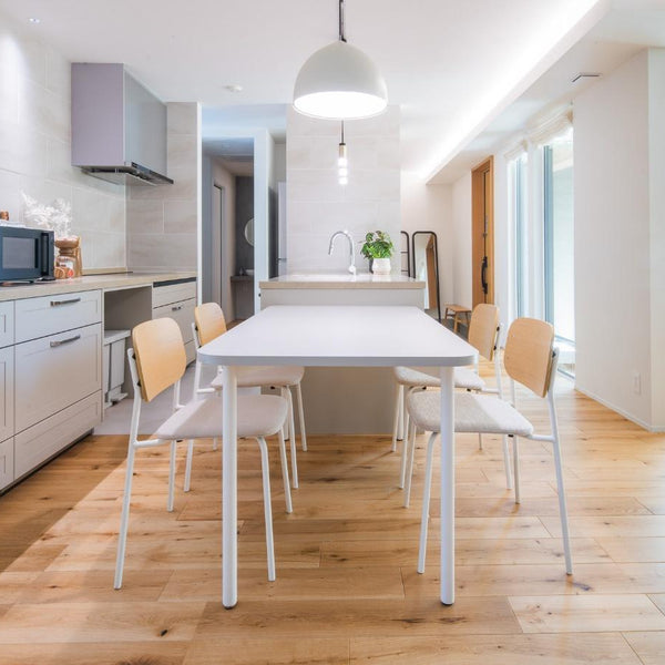 ダイニングチェアの修理はどうする？6つの主なトラブルと修理の方法、費用相場を解説