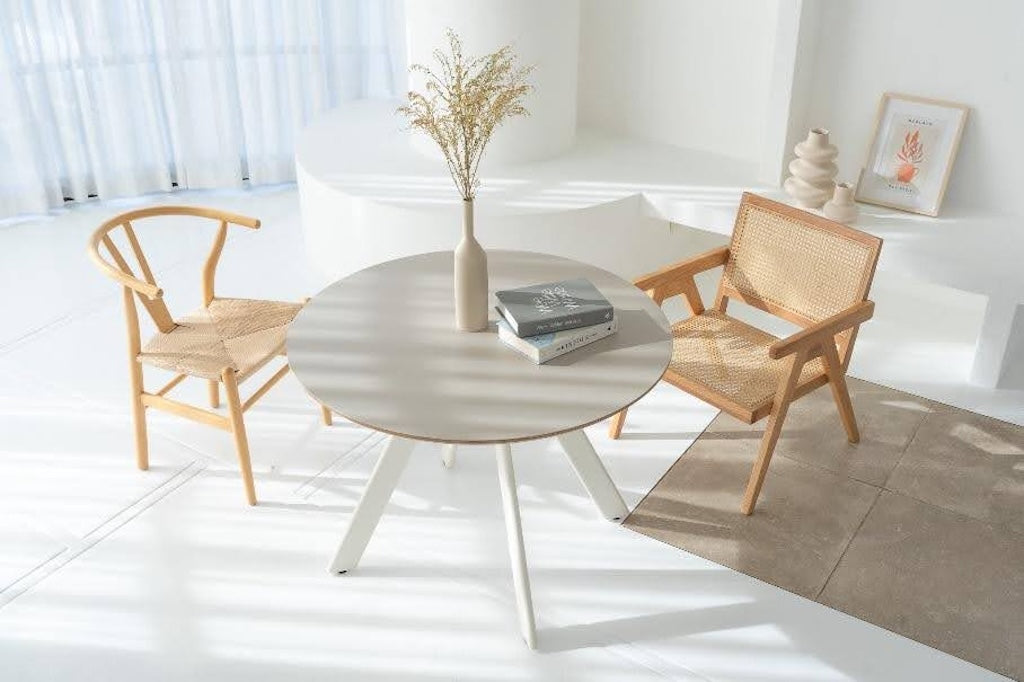 ダイニングテーブルにおすすめの素材5選 | 種類や選び方のポイントも解説